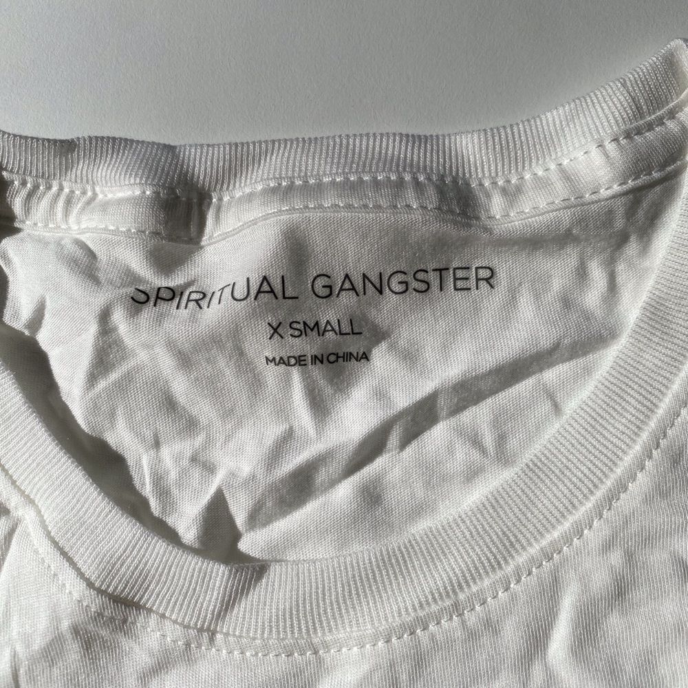 NWT Rare Spiritual Gangster muscle tank Xs White Tank With Metallic Print - Picture 6 of 7